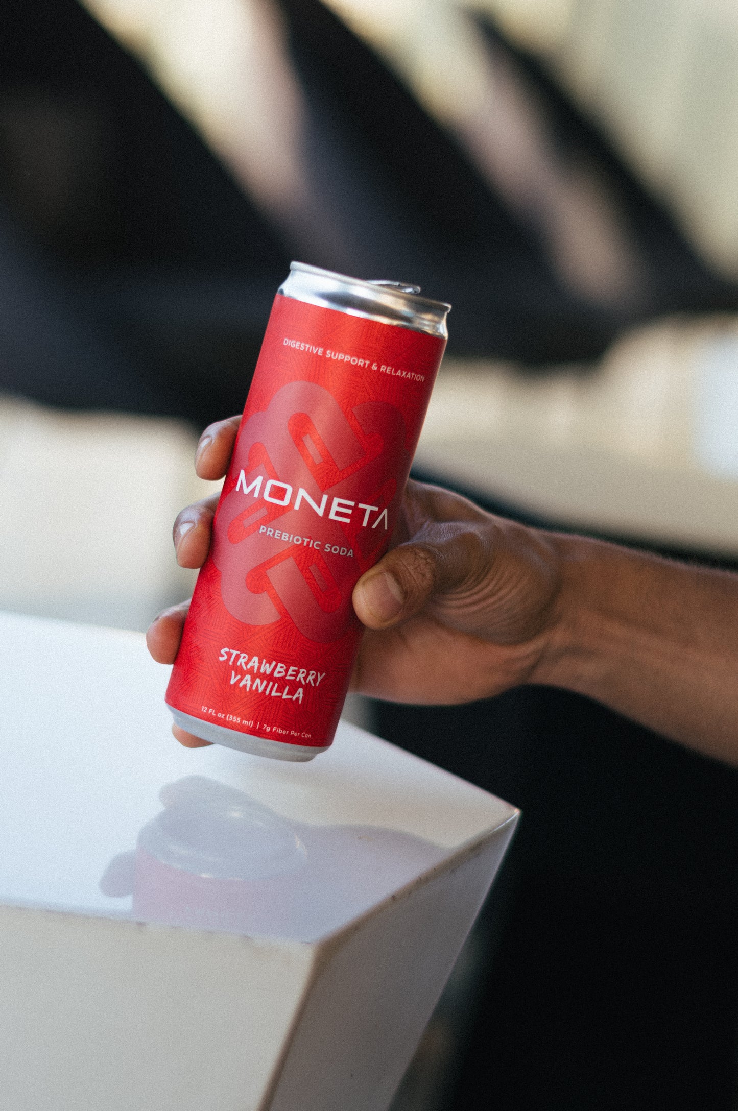 Moneta Strawberry Vanilla 12 pack - 12oz